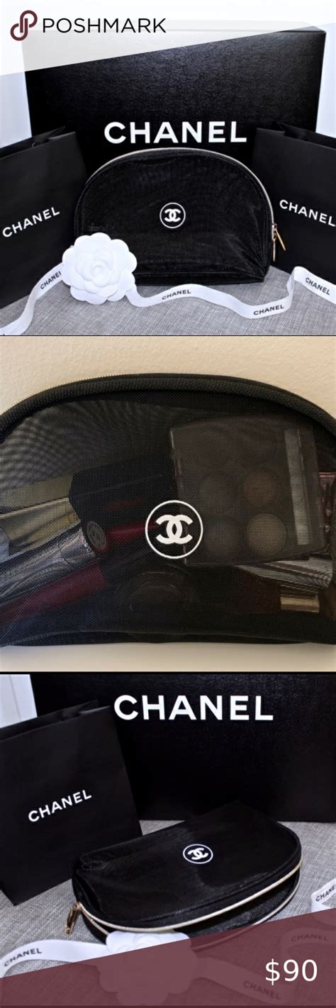 chanel maquillage pouch|chanel makeup bag 2020.